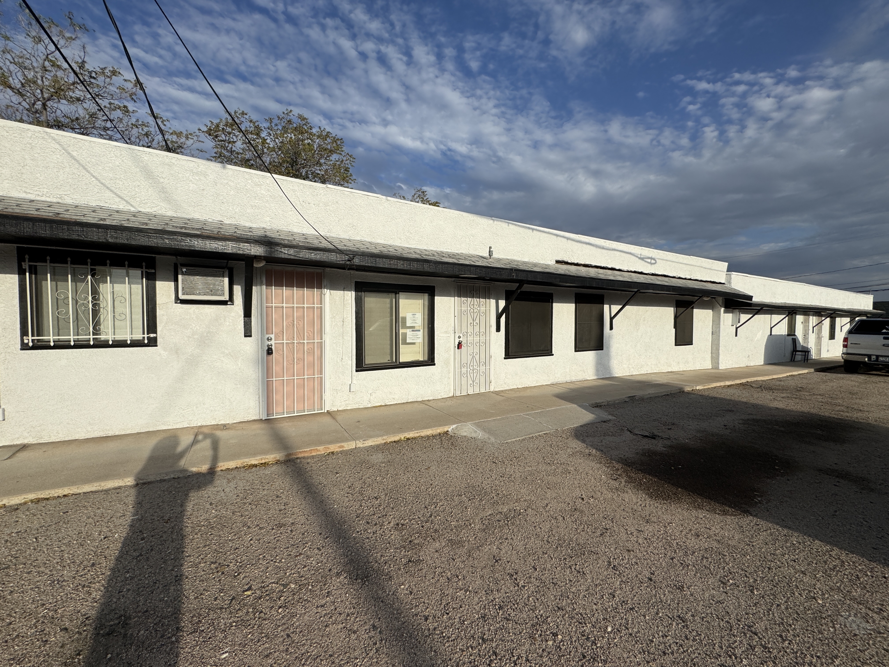 1401 Main Street - M-B