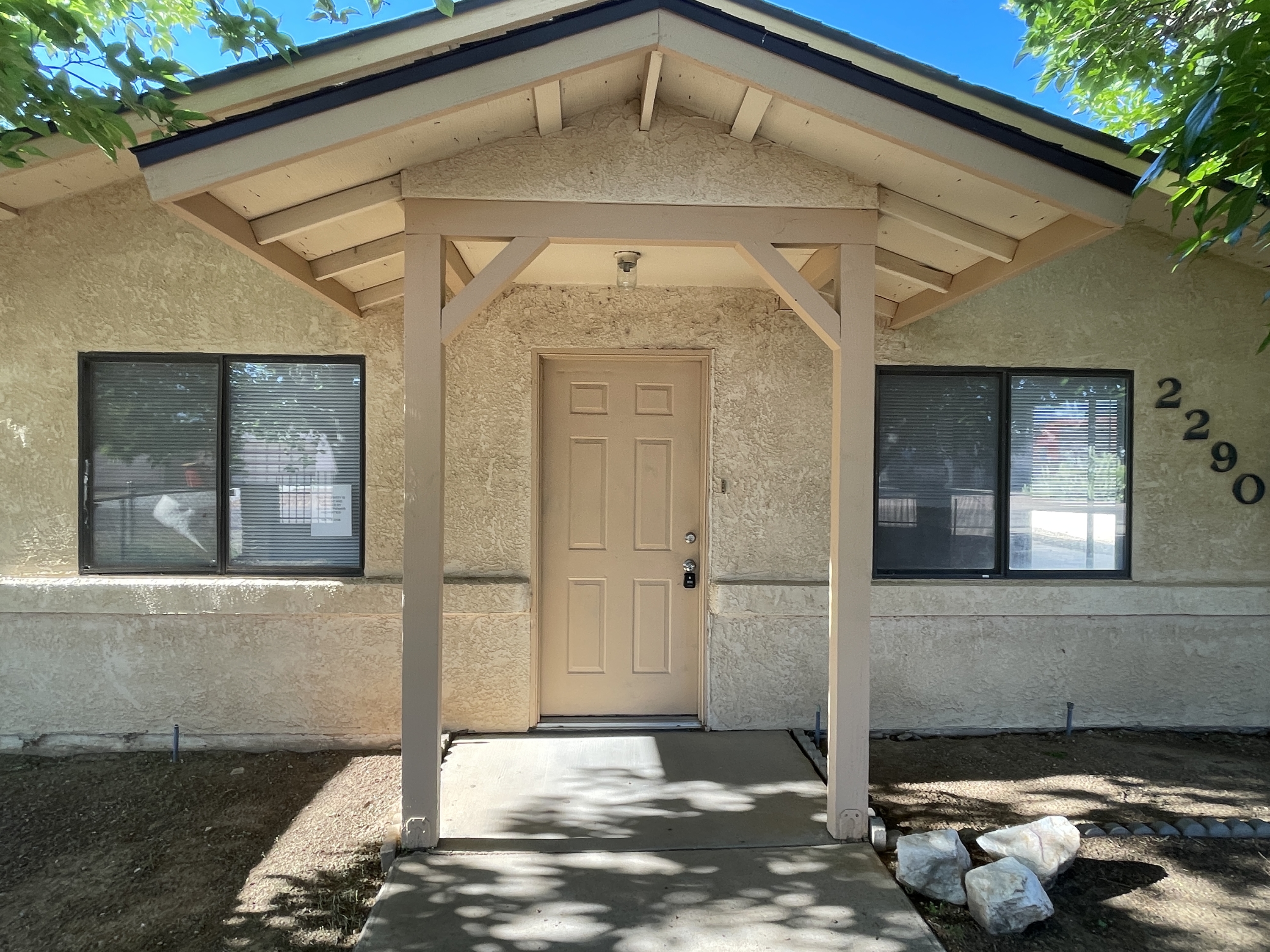 Property main image