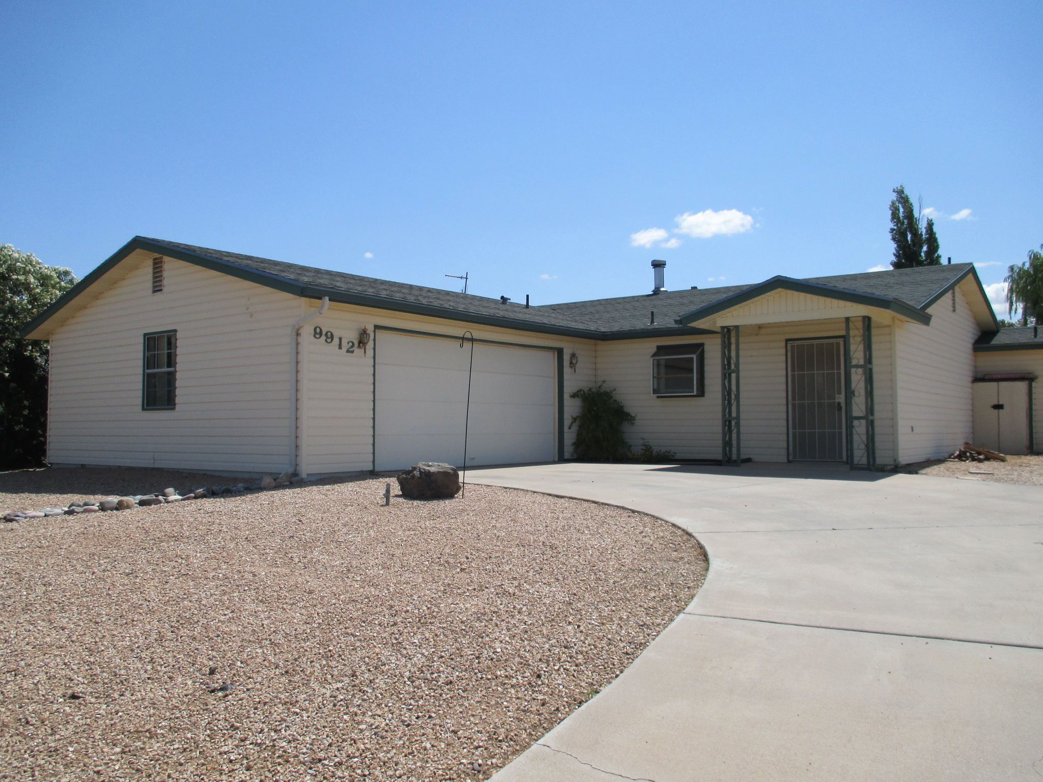 Property main image